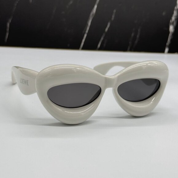 NEW LW40097I 20A LOEWE SUNGLASSES WOMEN LIGHT GREY EYEWEAR LOEWE - Picture 2 of 12
